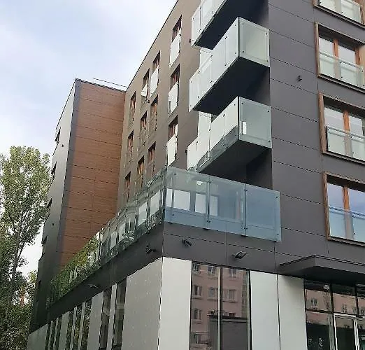 Pawia Deluxe- 10 Min To Center 3* وارسو