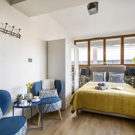 Pawia Deluxe- 10 Min To Center 3* Varsovia