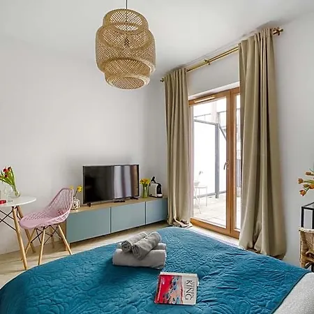 Апарт-отель Pawia Deluxe- 10 Min To Center, Self Check-in, Optional Breakfest, Parking On The Street Варшава