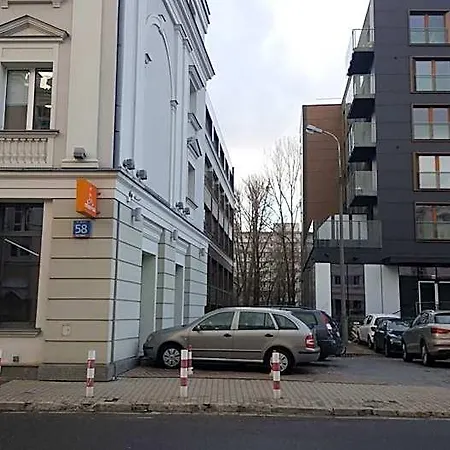 Апарт-отель Pawia Deluxe- 10 Min To Center, Self Check-in, Optional Breakfest, Parking On The Street