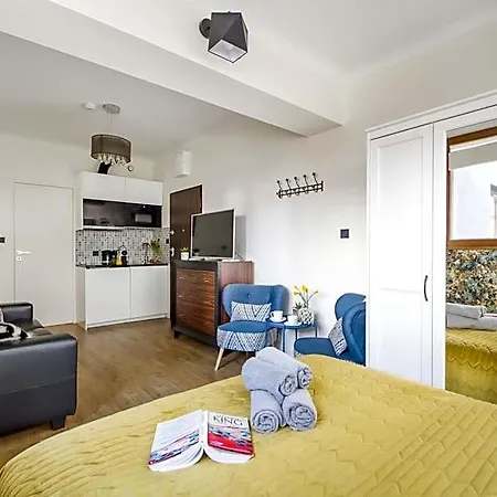 Pawia Deluxe- 10 Min To Center, Self Check-in, Optional Breakfest, Parking On The Street Appart hôtel Varsovie