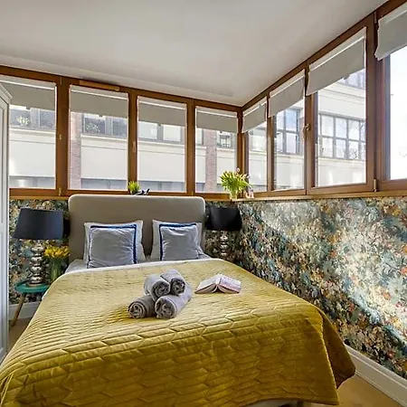 Appart hôtel Pawia Deluxe- 10 Min To Center, Self Check-in, Optional Breakfest, Parking On The Street