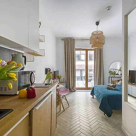 Appart hôtel Pawia Deluxe- 10 Min To Center, Self Check-in, Optional Breakfest, Parking On The Street 3*