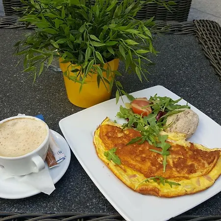 Pawia Deluxe- 10 Min To Center, Self Check-in, Optional Breakfest, Parking On The Street