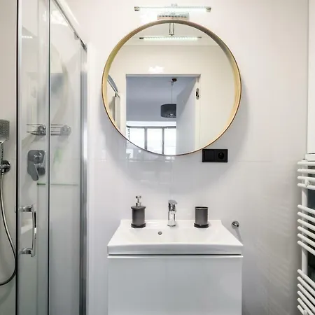 Apartmanhotel Pawia Deluxe- 10 Min To Center 3*