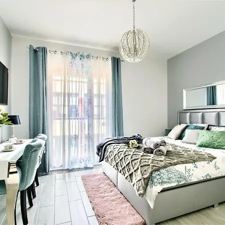 Pawia Deluxe- 10 Min To Center Апарт-отель Варшава