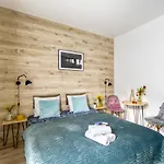 Pawia Deluxe- 10 Min To Center Aparthotel 3*