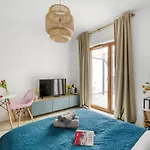 Aparthotel Pawia Deluxe- 10 Min To Center
