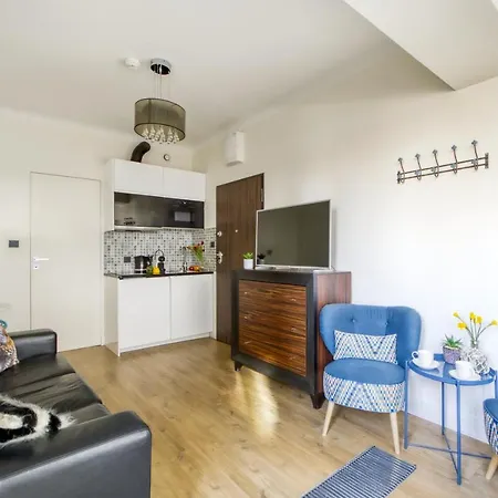 Pawia Deluxe Aparthotel 3*